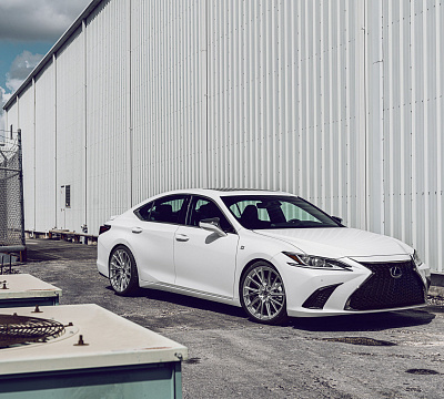 Фото дисков Vossen HF-4T на Lexus ES VII