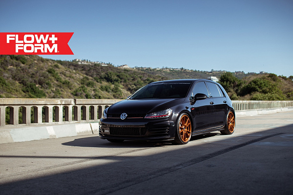 Фото дисков HRE FF04 Глянцевая медь на Volkswagen Golf VII
