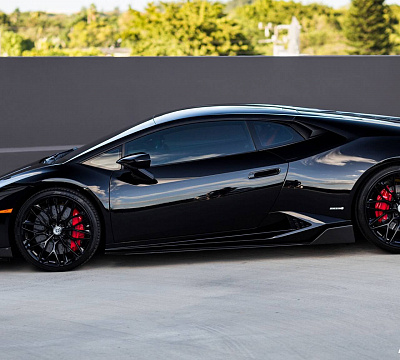 Фото дисков HRE P200 на Lamborghini Huracan