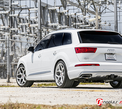 Фото дисков Vossen CG-205 на Audi Q7 (4M)