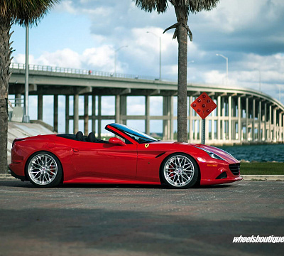Фото дисков HRE S200 на Ferrari California