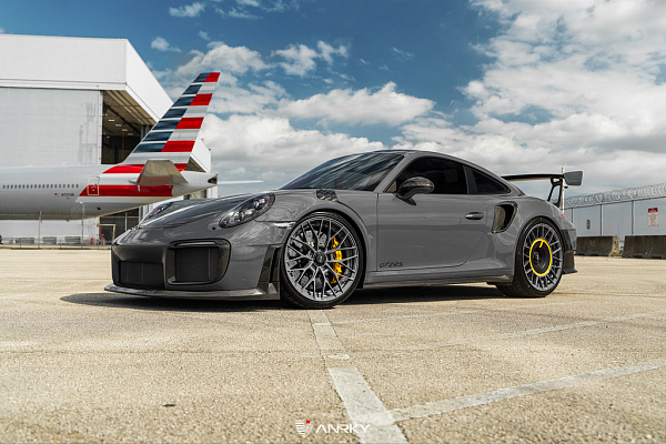 Фото дисков Anrky AN20 Aerosport Глянцевый графит на Porsche 911 VII