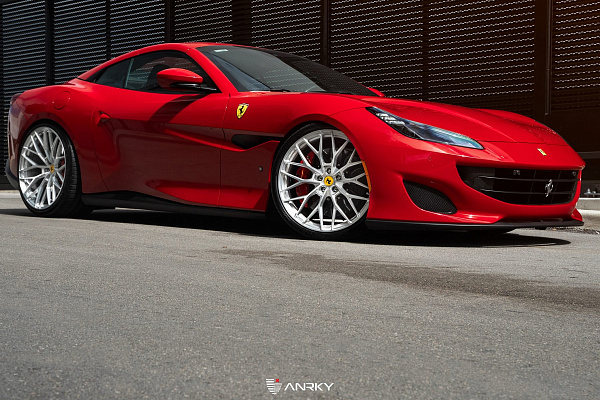 Фото дисков Anrky AN10 Глянцевый лак на Ferrari Portofino