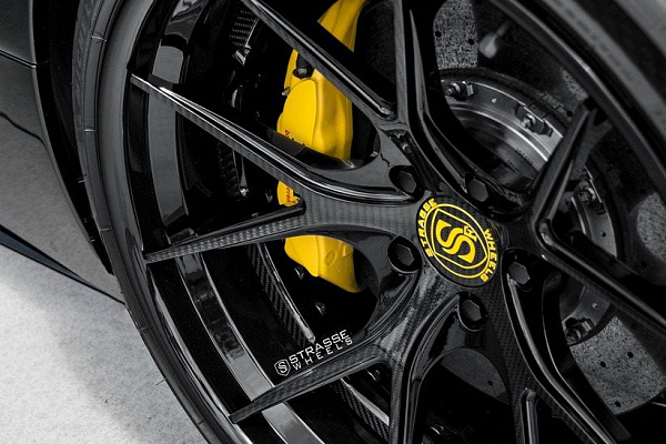 Фото дисков Strasse Wheels SM5R Deep Concave FS Другой цвет на Ferrari 458