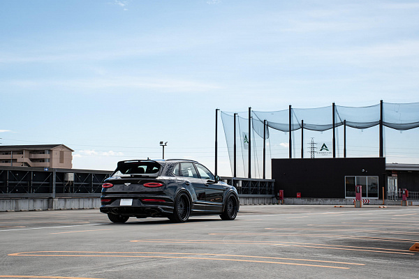 Фото дисков HRE 501 Черный сатин на Bentley Bentayga