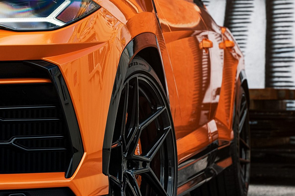 Фото дисков Anrky S1-X4 Черный глянец на Lamborghini Urus