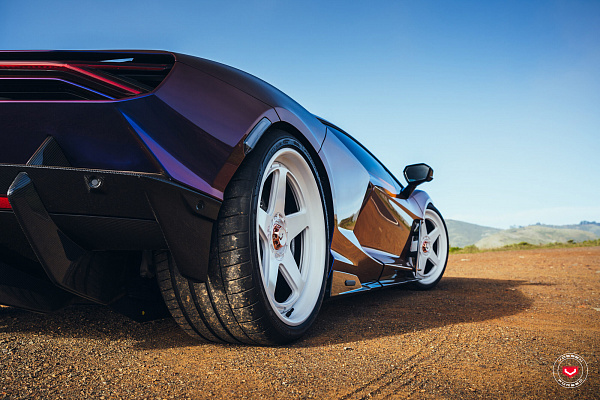 Фото дисков Vossen GEN-01 (3-Piece) Белый глянец на Lamborghini Revuelto