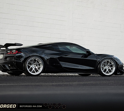 Фото дисков BC Forged HCS02 на Chevrolet Corvette C8