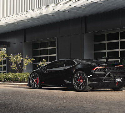 Фото дисков Strasse Wheels SM5R Deep Concave Monoblock на Lamborghini Huracan