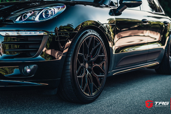 Фото дисков Vossen HF-2 Черный сатин на Porsche Macan I