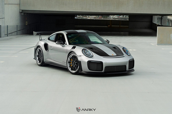 Фото дисков Anrky RS1 Черный глянец на Porsche 911 VII