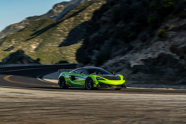 Фото дисков Brixton Forged PF14 R / RS Сатиновый темный лак на McLaren 600