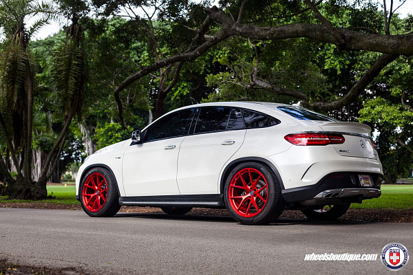 Фото дисков HRE P101 Красный сатин на Mercedes-Benz GLE I