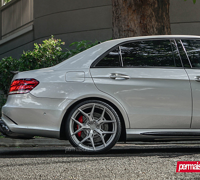 Фото дисков Vossen HF-5 на Mercedes-Benz E-Class (W212, S212, C207)