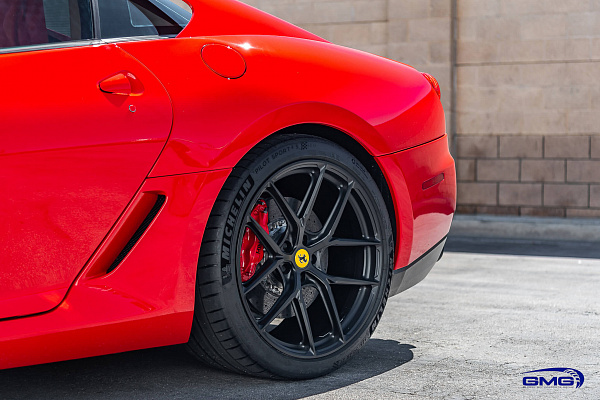 Фото дисков HRE P101SC Черный сатин на Ferrari 599