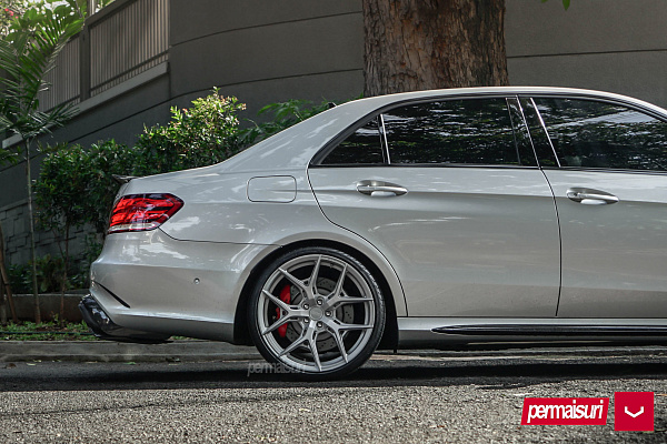 Mercedes-Benz E-Class W212