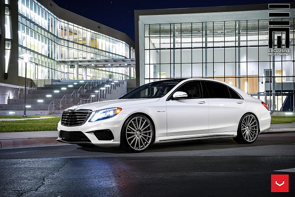 Фото дисков Vossen VFS-2 Серебро на Mercedes-Benz S-Class (W222, C217)