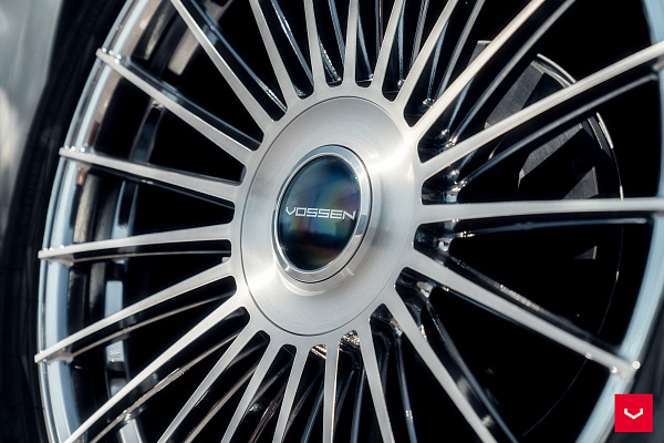 Фото дисков Vossen HF-8 Глянцевый лак на Chevrolet Silverado IV