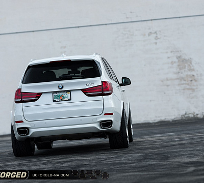 Фото дисков BC Forged HCS21 на BMW X5/X5 M (F15/F85)