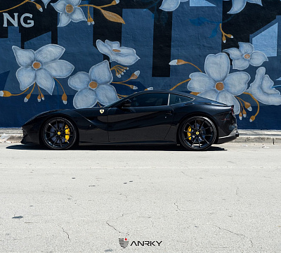 Фото дисков Anrky AN12 на Ferrari F12