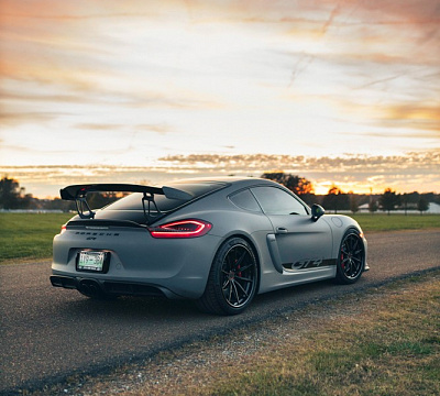 Фото дисков Brixton Forged R11-R на Porsche Cayman II