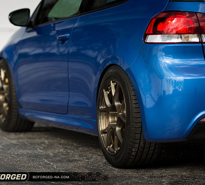 Фото дисков BC Forged RZ05 на Volkswagen Golf VII
