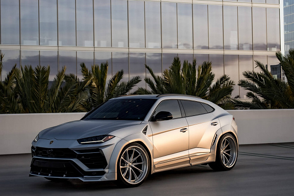 Фото дисков HRE S204H Глянцевый лак на Lamborghini Urus
