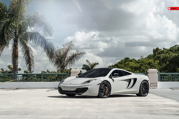 McLaren MP4-12C