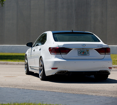 Фото дисков Vossen CG-207 на Lexus LS IV