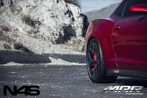 Фото дисков MRR M228 Черный глянец на Chevrolet Camaro V