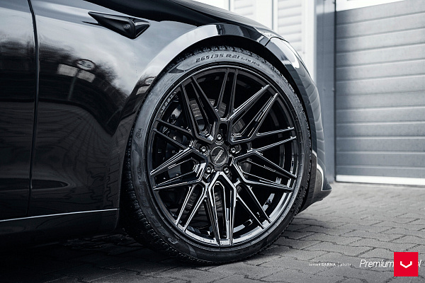 Фото дисков Vossen HF-7 Черный глянец на Tesla Model S