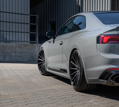 Фото дисков Vossen VFS-2 на Audi A/S/RS 5 (F5)