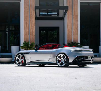 Фото дисков HRE 522M на Aston Martin DBS 3