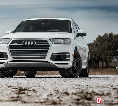 Фото дисков Vossen HF-1 на Audi Q7 (4M)