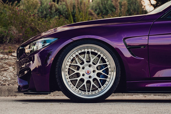 Фото дисков HRE 300 Глянцевый лак на BMW 3/M3 (F3x/F80)