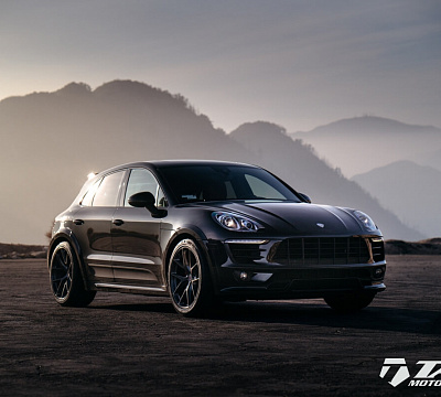 Фото дисков HRE P101 на Porsche Macan I