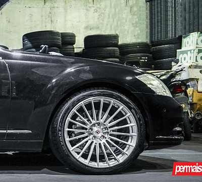 Фото дисков Vossen S17-04 на Mercedes-Benz S-Class (W221)