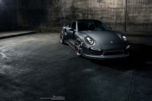 Фото дисков Brixton Forged CM5-R Черный сатин на Porsche 911 VII
