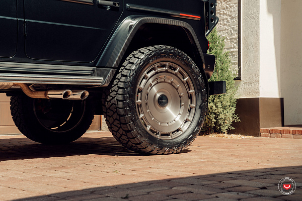 Фото дисков Vossen LC3-11 Глянцевый тонированный лак на Mercedes-Benz G-Class III