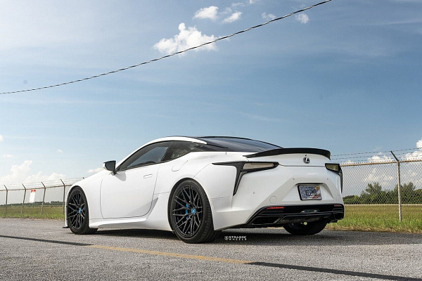 Фото дисков Strasse Wheels SV10M Deep Concave Duoblock Другой цвет на Lexus LC 500