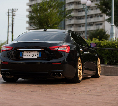Фото дисков Vossen HF-2 на Maserati Ghibli
