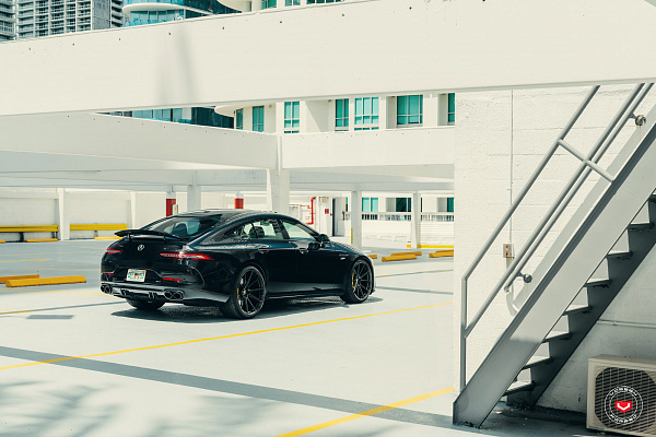 Фото дисков Vossen EVO-2 Черный глянец на Mercedes-Benz AMG GT I