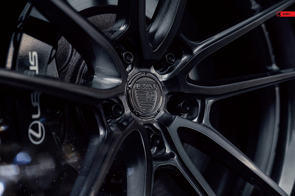 Фото дисков Anrky AN34 Глянцевый темный лак на Lexus LC 500