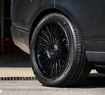 Фото дисков Vossen S17-14 (3-Piece) на Land Rover Range Rover IV