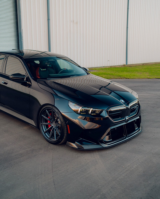 Фото дисков R11-R Черный матовый на BMW 5/M5 (G60/G90)