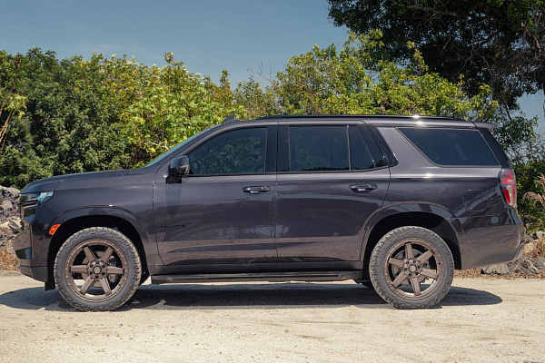 Фото дисков 4PLAY 4PS63 Сатиновая бронза на Chevrolet Tahoe V