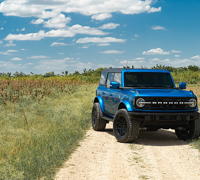 Фото дисков Vossen HF6-5 на Ford Bronco