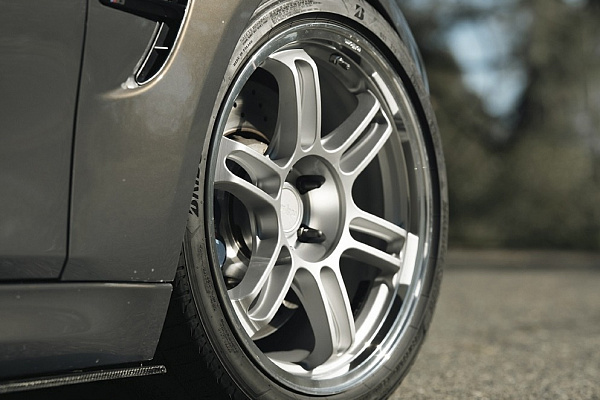Фото дисков Rotiform RPS Серебро на BMW 3/M3 (E90)