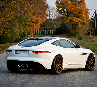 Фото дисков Vossen HF-3 на Jaguar F-Type