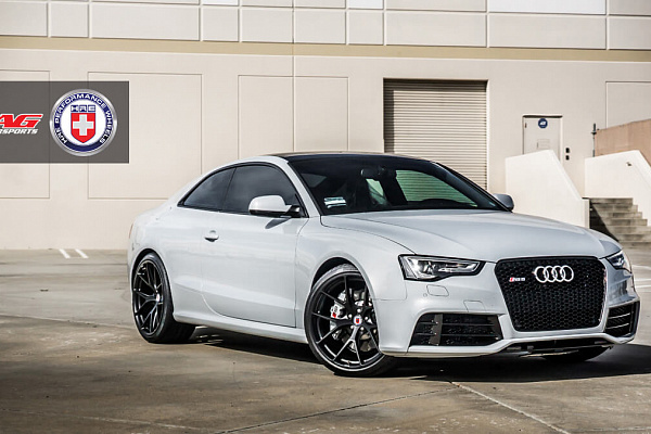 Фото дисков HRE P101 Черный сатин на Audi A/S/RS 5 (8T)